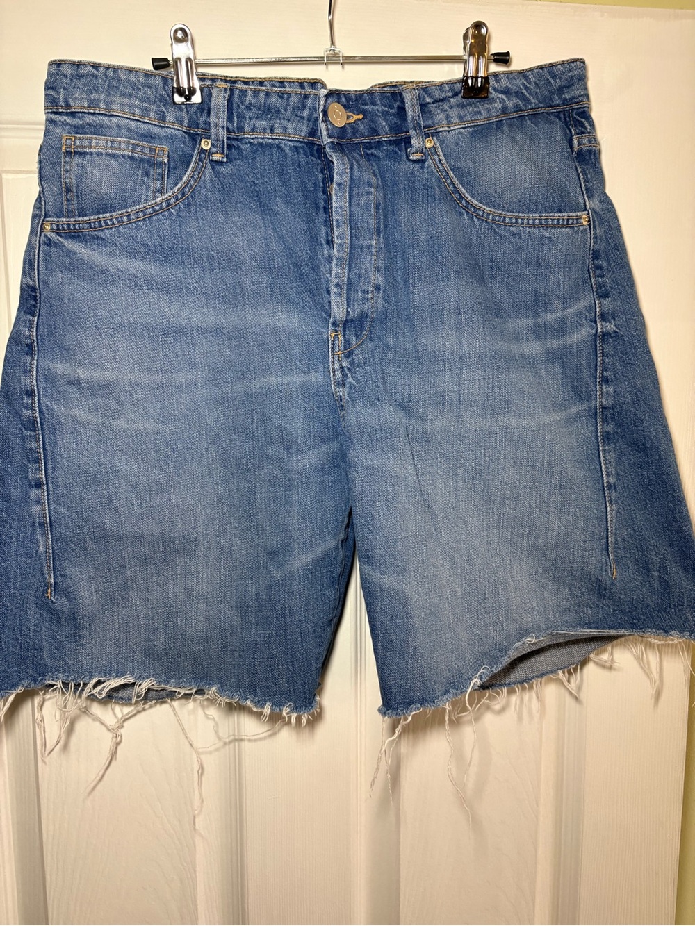 Zara Light Blue Denim Shorts with Contrast Stitching